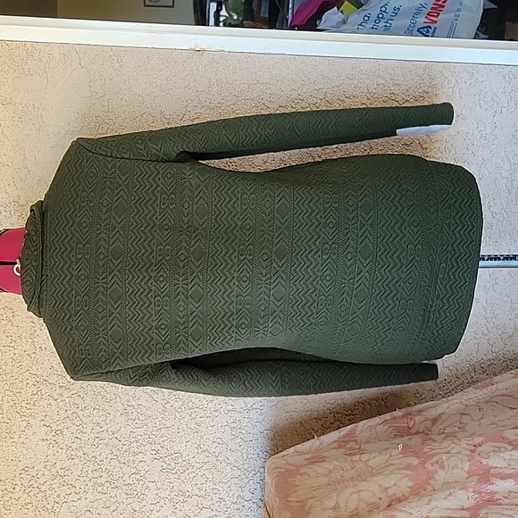 The Pulse Boutique Forest Green Quarter Zip Pullover - Picture 5 of 7